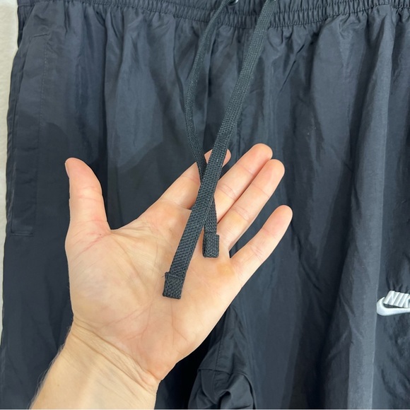 NWT Men’s Nike woven nylon tapered track pants standard fit sz XXL black active - Picture 7 of 14